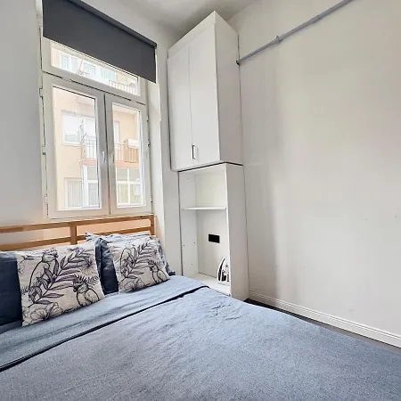 High Ceiling Cozy With 3 Bedroom Beyoglu Apartamento