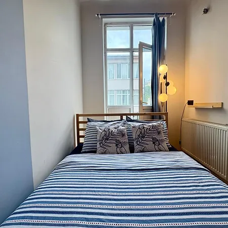 Apartment High Ceiling Cozy With 3 Bedroom Beyoglu Istanbul