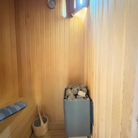 High Ceiling Cozy With 3 Bedroom Beyoglu Istanbul
