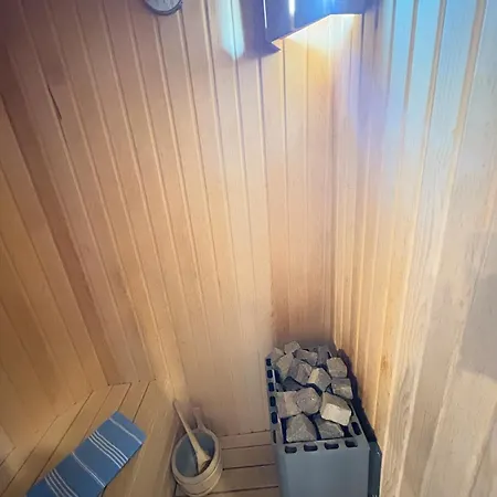High Ceiling Cozy With 3 Bedroom Beyoglu Istanbul