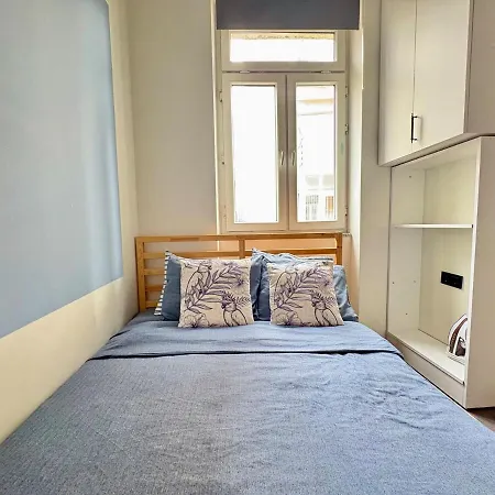 High Ceiling Cozy With 3 Bedroom Beyoglu * Istanbul